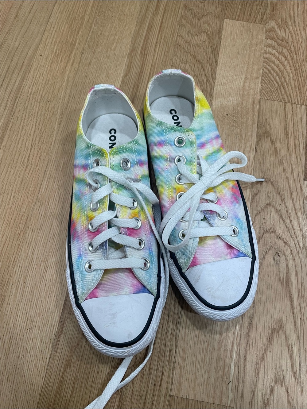 Converse Low Top Tie-Dye Canvas Sneakers 6.5 - Picture 1 of 4